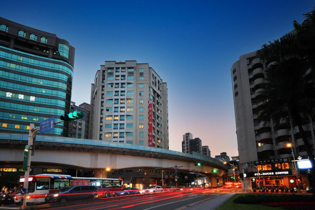 Dahu Park Hotel Taipei Exterior photo