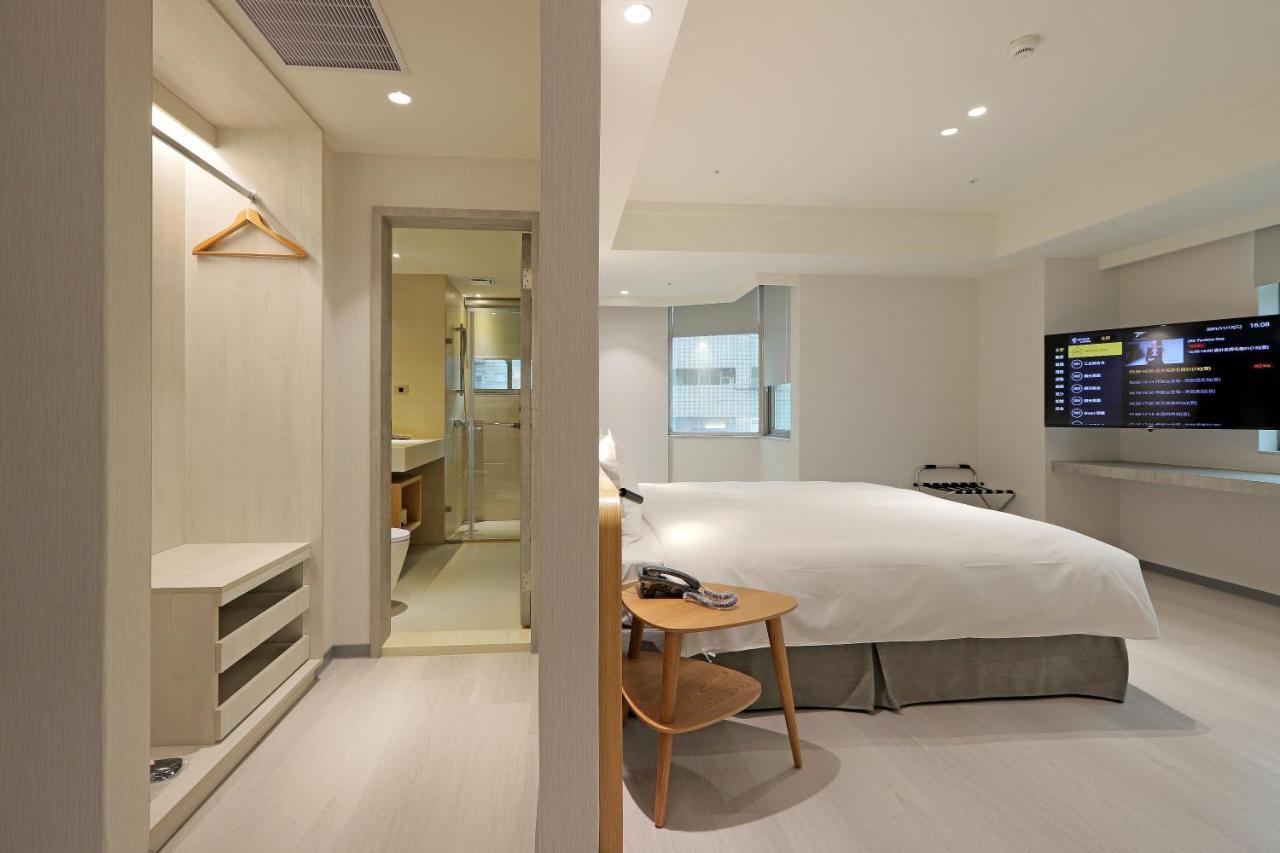 Dahu Park Hotel Taipei Exterior photo